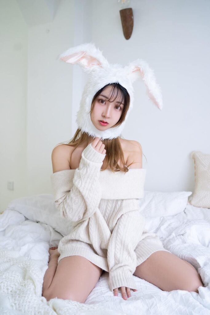 黑川 – 年上彼女 白色毛衣 [12P/125MB]插圖2