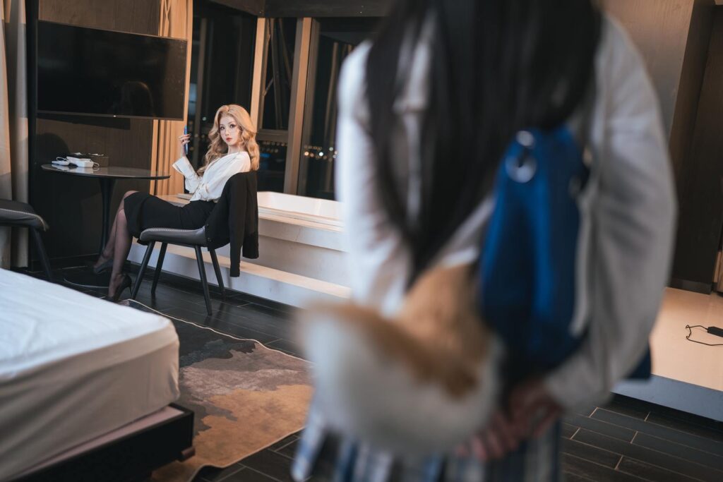 COS福利rioko涼涼子&面餅仙兒 096 女上司雙人版 [40P/1V/593MB]插圖2