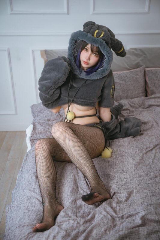 狐洛洛子 NO.004 – 月之伊布[45P/571MB]-無料攝影圈