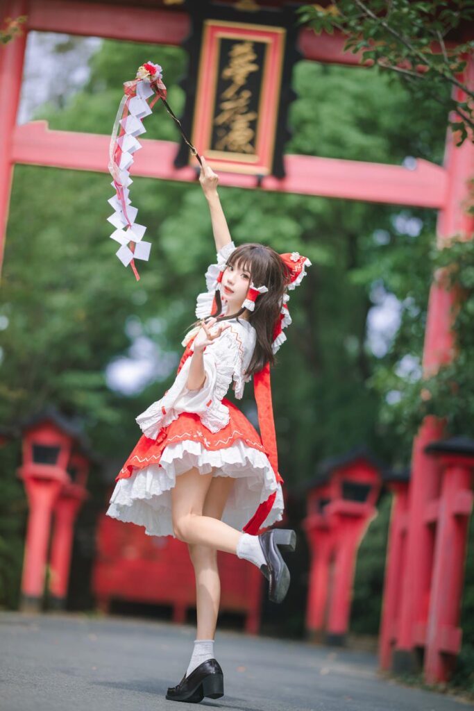 花柒Hana NO.031 – 森森仙短款靈夢[15P/280MB]插圖1