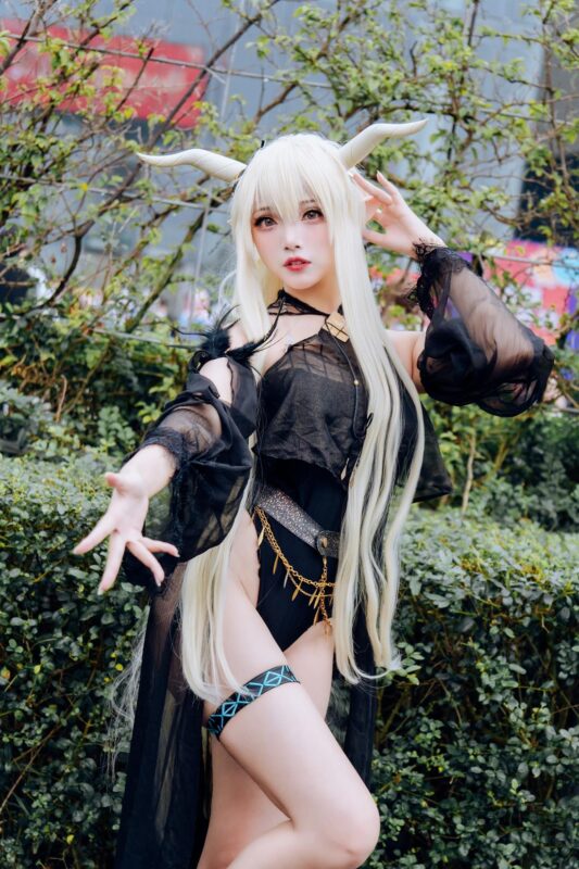 凰兒 NO.003 – 閃靈泳裝[14P/63MB]-無(wú)料攝影圈