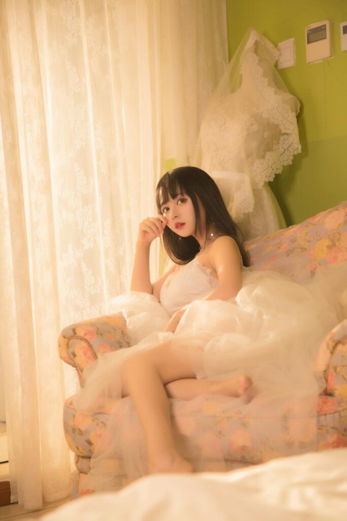 大眼萌妹黑貓貓OvO – 少女寫真 [26P/229MB]插圖3