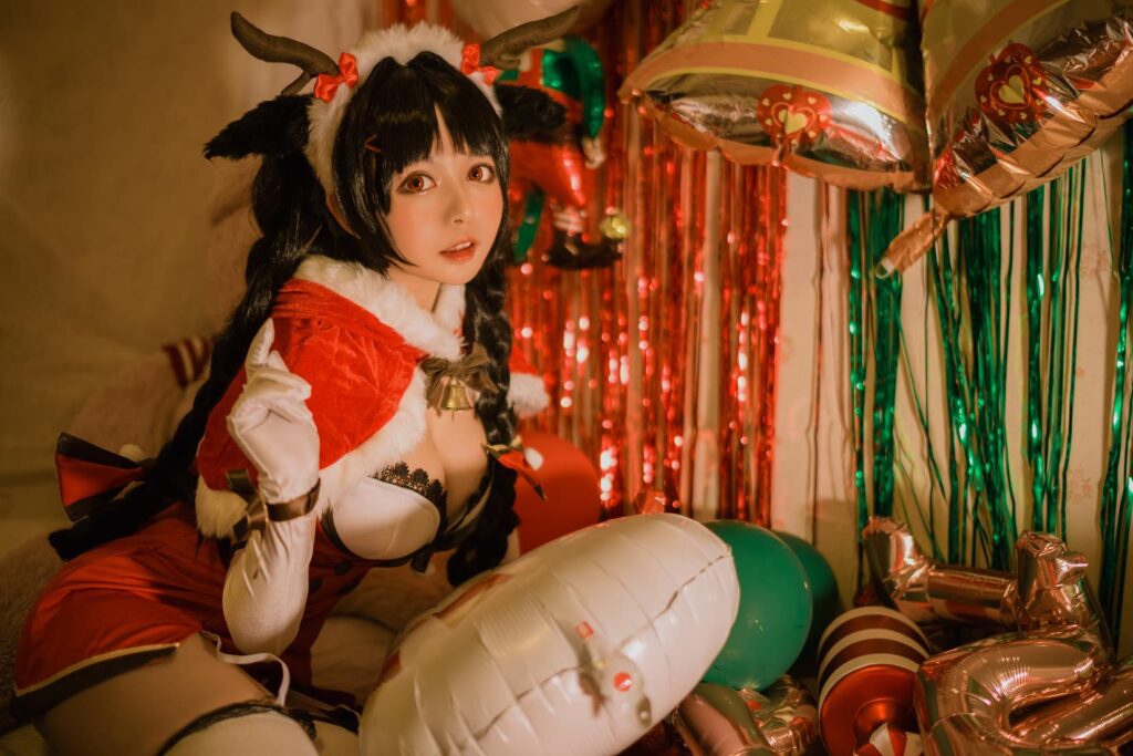 大眼萌妹黑貓貓OvO – 大潮圣誕 [16P/415MB]插圖3