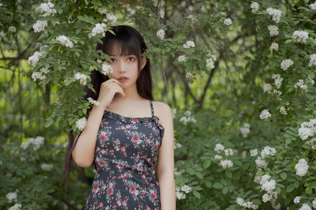 大眼萌妹黑貓貓OvO – 薔薇1 [22P/257MB]插圖2