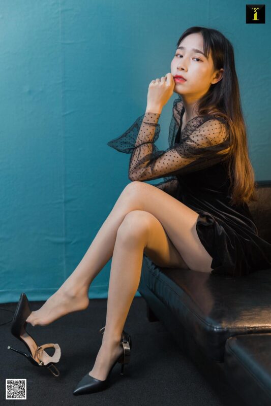 [IESS異思趣向] 2020.04.10 絲享家 719：美子《復(fù)古波點(diǎn)控》[90P/29MB]-無料攝影圈