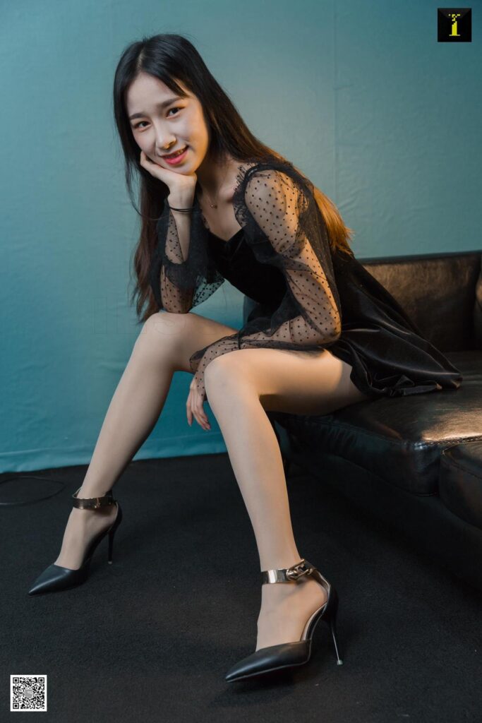 [IESS異思趣向] 2020.04.10 絲享家 719：美子《復(fù)古波點(diǎn)控》[90P/29MB]插圖2