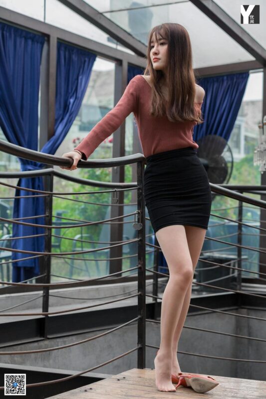 [IESS異思趣向] 2020.04.17 絲享家 722： 婉萍《探密旋轉(zhuǎn)樓梯》[95P/32MB]-無(wú)料攝影圈