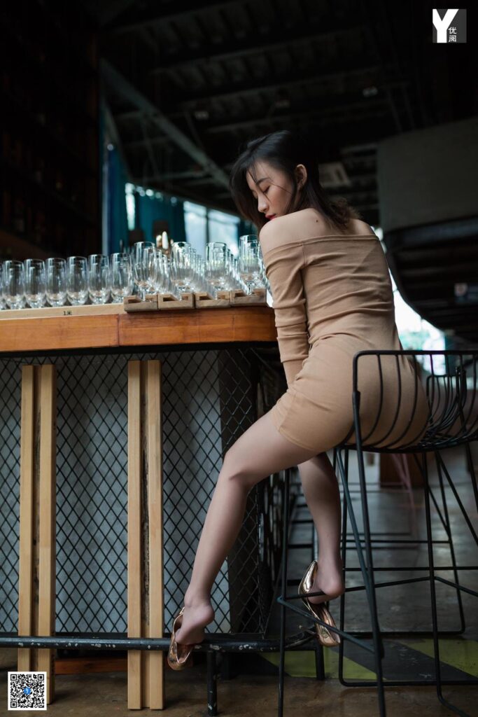 [IESS異思趣向] 2020.6.5 絲享家 756：秋秋《職業(yè)姓感選手》[95P/34MB]插圖3