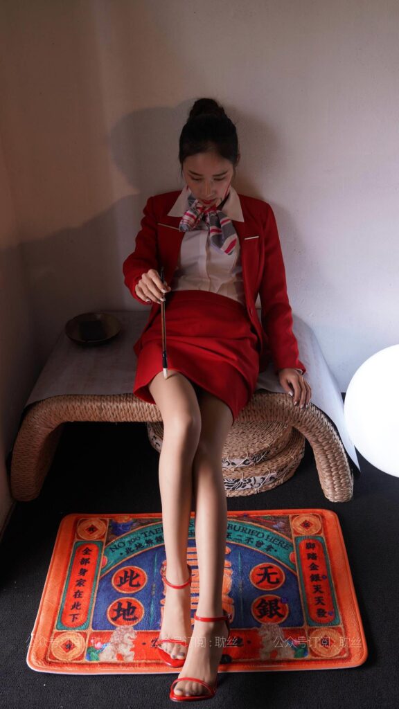 [IESS異思趣向] 2021.04.09 絲享家 765：美子《紅衣領(lǐng)班》[91P/88MB]插圖