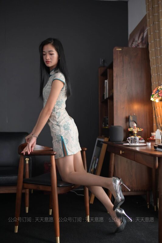 [IESS異思趣向] 2021.04.25 絲享家 788：寧寧《愛(ài)看書(shū)的旗袍美女》[77P/87MB]-無(wú)料攝影圈