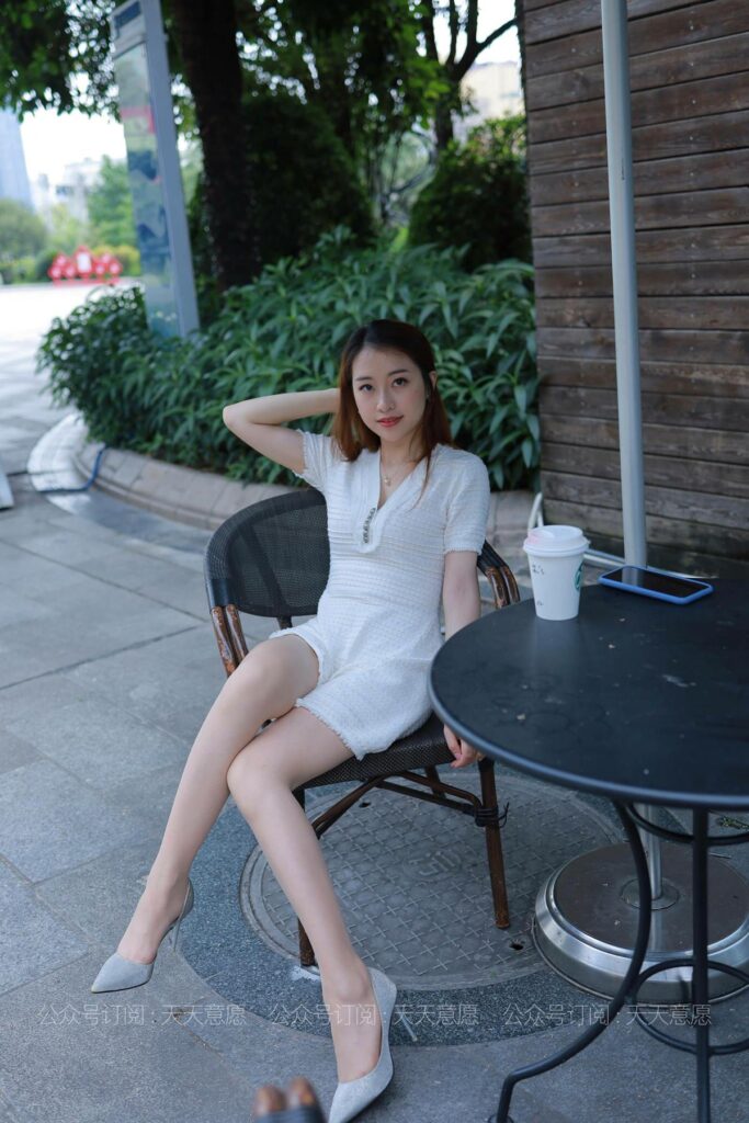 [IESS異思趣向] 2021.05.25 絲享家 814：小婕《肉絲白裙俏佳人》[79P/126MB]插圖3