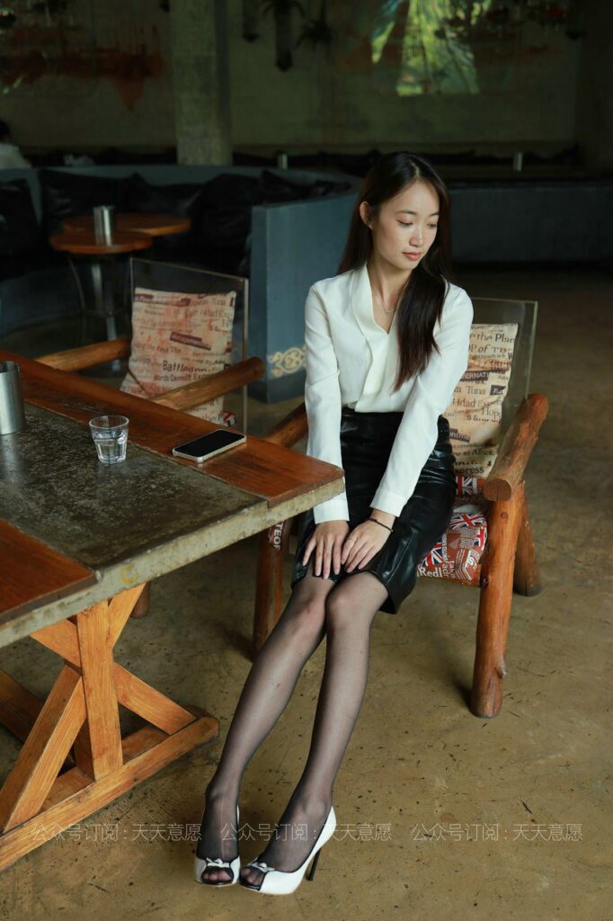 [IESS異思趣向] 2021.06.30 絲享家 847：小高《OL黑玫瑰》[84P/155MB]插圖