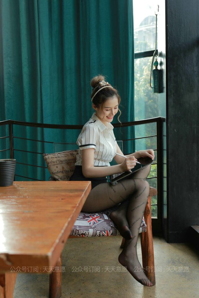 [IESS異思趣向] 2021.07.27 絲享家 872：九妹《最美職業(yè)裝》[81P/133MB]插圖3