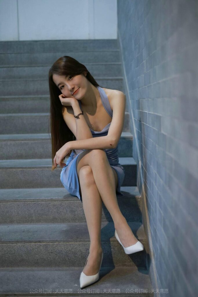 [IESS異思趣向] 2021.09.13 絲享家 917：婉蘋《樓梯間的藍衣美女》[70P/113MB]插圖3