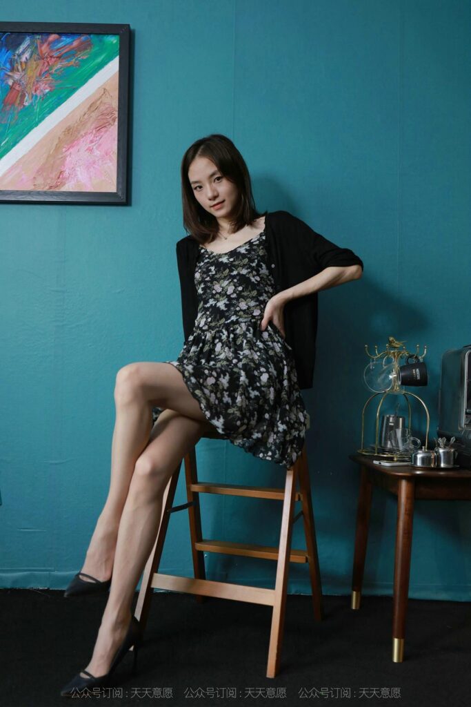 [IESS異思趣向] 2021.09.17 絲享家 921：小六《碎花短裙》[90P/129MB]插圖1