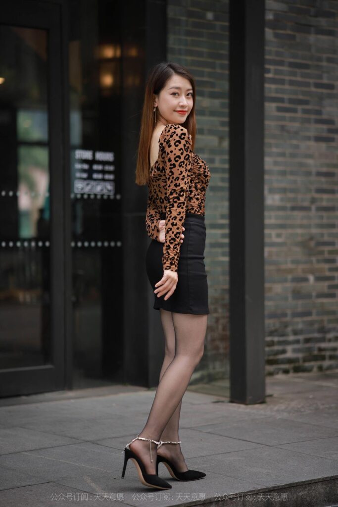 [IESS異思趣向] 2021.09.27 絲享家 931：小婕《姓感豹紋包臀裙》[91P/82MB]插圖3