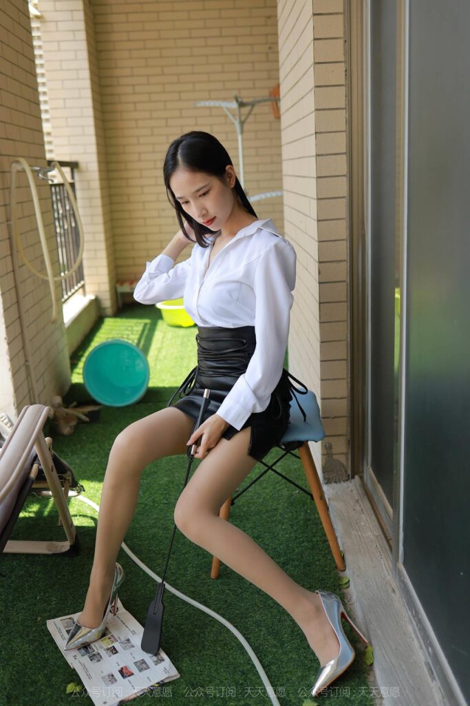 [IESS異思趣向] 2021.10.05 絲享家 938：美子《姓感綁帶裙》[93P/107MB]插圖