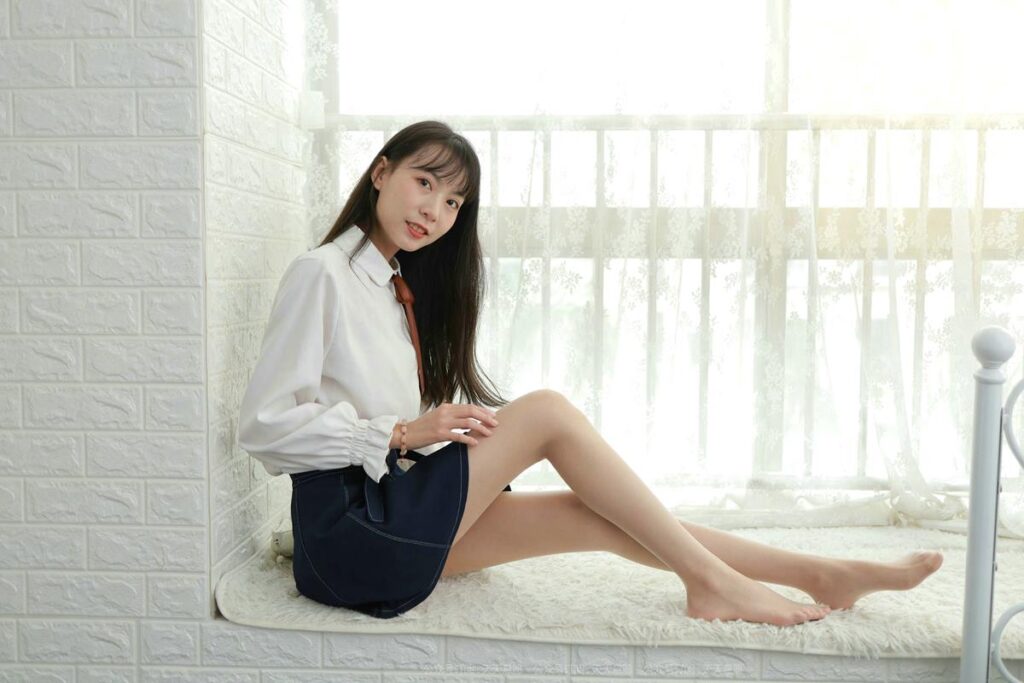 [IESS異思趣向] 2021.10.08 絲享家 941：團團《長腿學(xué)苑風(fēng)》[98P/158MB]插圖3