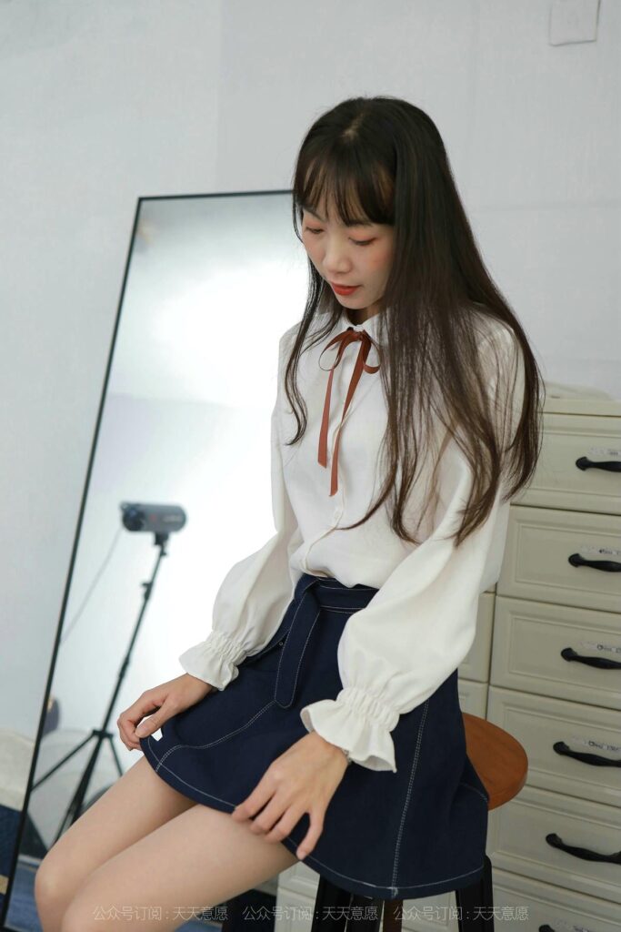 [IESS異思趣向] 2021.10.08 絲享家 941：團團《長腿學(xué)苑風(fēng)》[98P/158MB]插圖