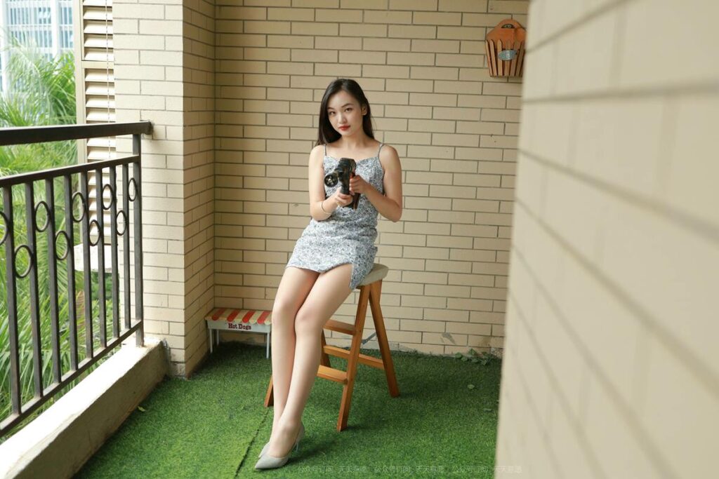 [IESS異思趣向] 2021.10.14 絲享家 947：星星《碎花短裙》[77P/174MB]插圖