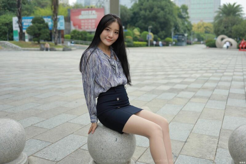 [IESS異思趣向] 2021.10.25 絲享家 957：婉蘋《公園偶遇美女》[91P/399MB]-無料攝影圈