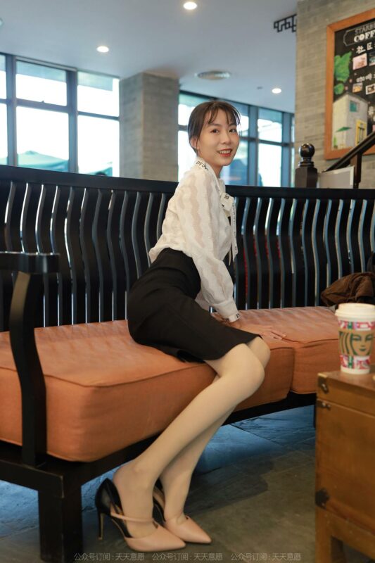 [IESS異思趣向] 2022.01.01 絲享家 981：團(tuán)團(tuán)《氣質(zhì)一步裙》[91P/109MB]-無料攝影圈