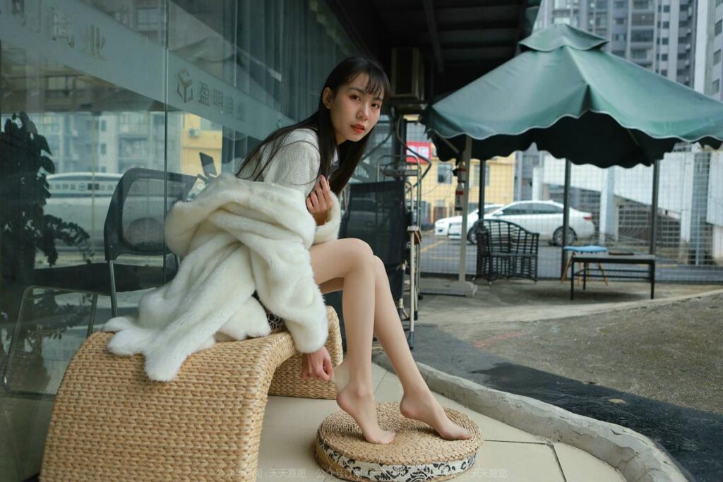 [IESS異思趣向] 2022.2.28 絲享家 1014：團(tuán)團(tuán)《長靴肉絲》[88P/112MB]插圖