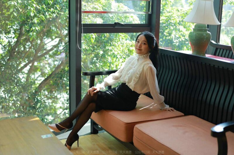 [IESS異思趣向] 2022.3.2 絲享家 1017：婉萍《嘿絲咖啡》[90P/128MB]-無料攝影圈