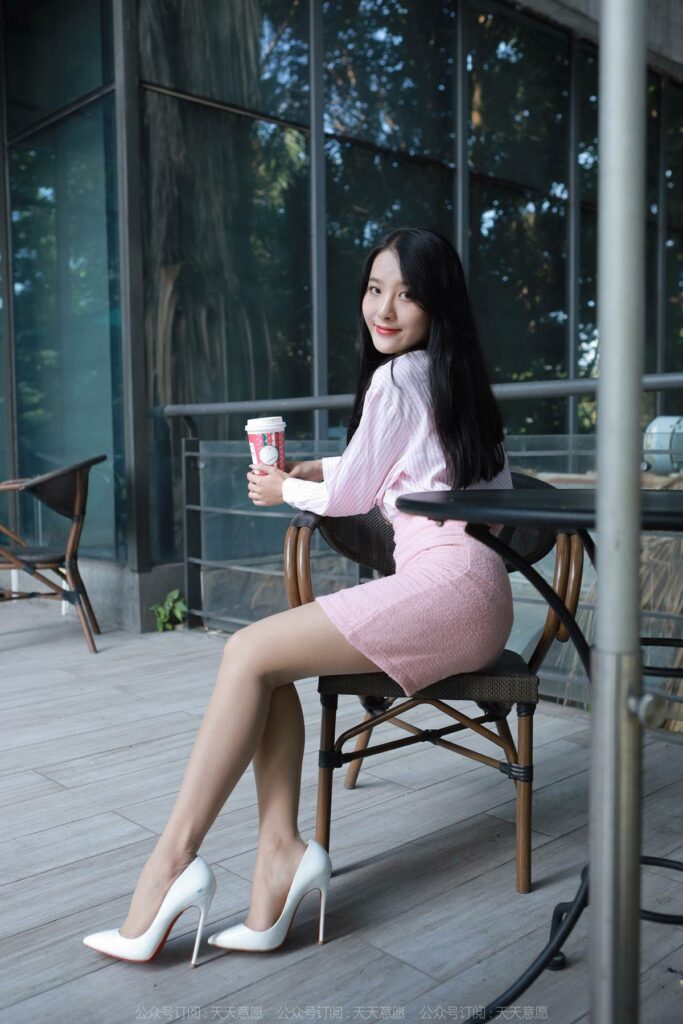 [IESS異思趣向] 2022.3.8 絲享家 1022：婉萍《粉嫩的下午茶》[88P/131MB]插圖