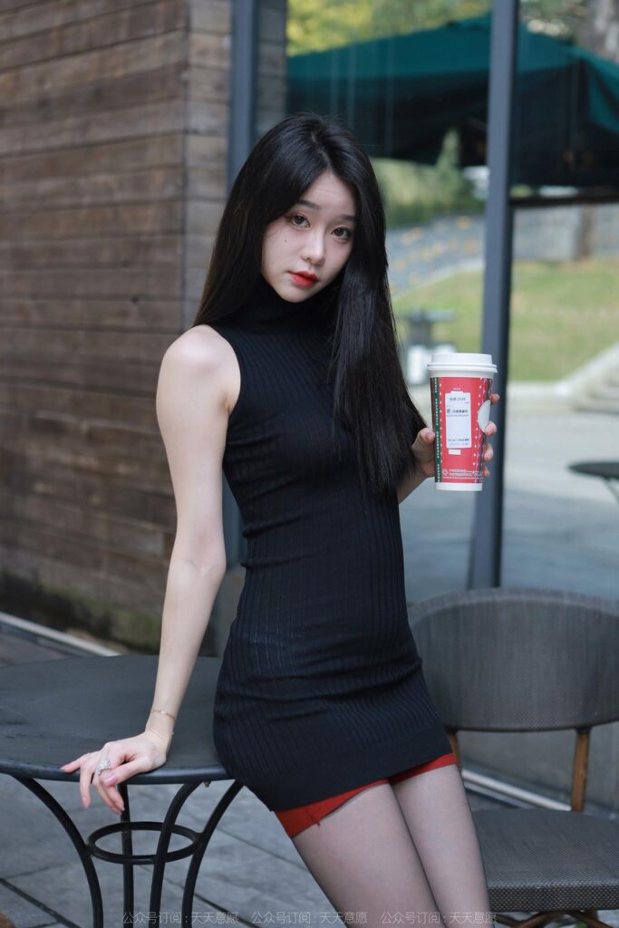 [IESS異思趣向] 2022.3.20 絲享家 1034：佳爺特輯《經(jīng)典紅黑》[84P/105MB]插圖2