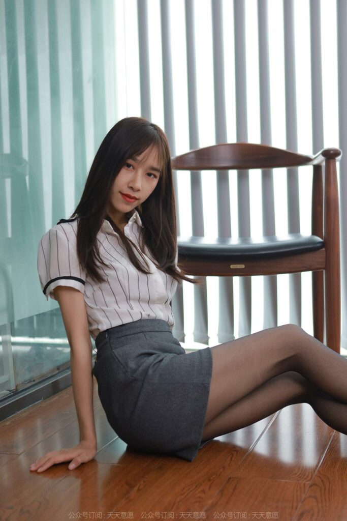 [IESS異思趣向] 2022.3.30 絲享家 1044：美子《酒紅色美甲》[90P/119MB]插圖3