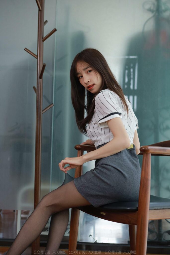 [IESS異思趣向] 2022.3.30 絲享家 1044：美子《酒紅色美甲》[90P/119MB]插圖2