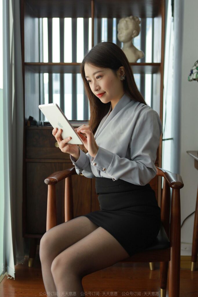 [IESS異思趣向] 2022.4.4 絲享家 1049：小婕《辦公室的甜蜜蜜》[95P/92MB]插圖2