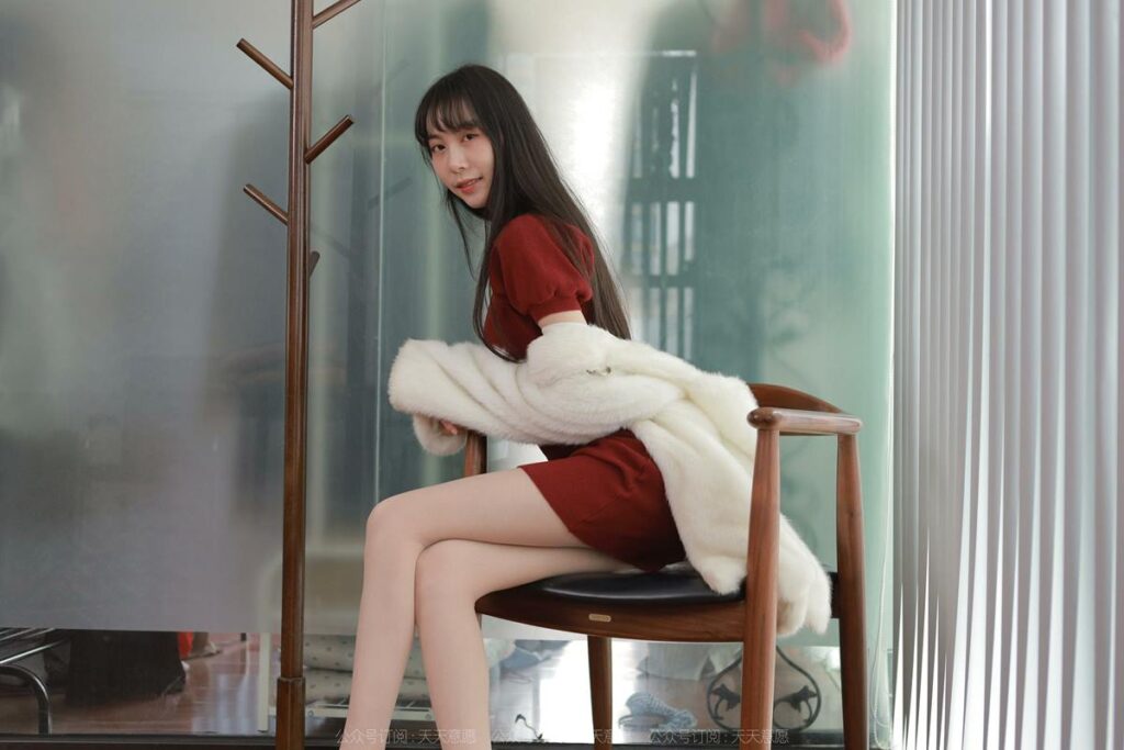 [IESS異思趣向] 2022.4.9 絲享家 1054：團團《迷人的酒紅旗袍》[81P/86MB]插圖3