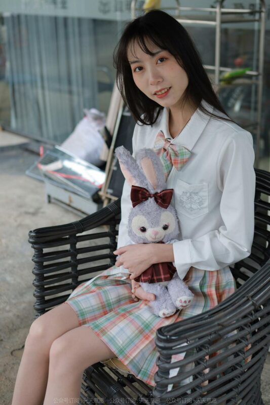 [IESS異思趣向] 2022.4.24 絲享家 1069：團團《jk妹妹》[84P/93MB]-無料攝影圈