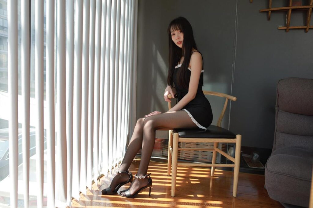 [IESS異思趣向] 2022.5.10 絲享家 1084：團(tuán)團(tuán)《嘿絲閃閃》[89P/93MB]插圖1