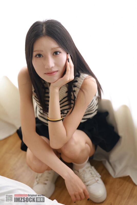 [MZSOCK]愛美足 NO.332 薇薇[113P/1V/2.91GB]-無(wú)料攝影圈