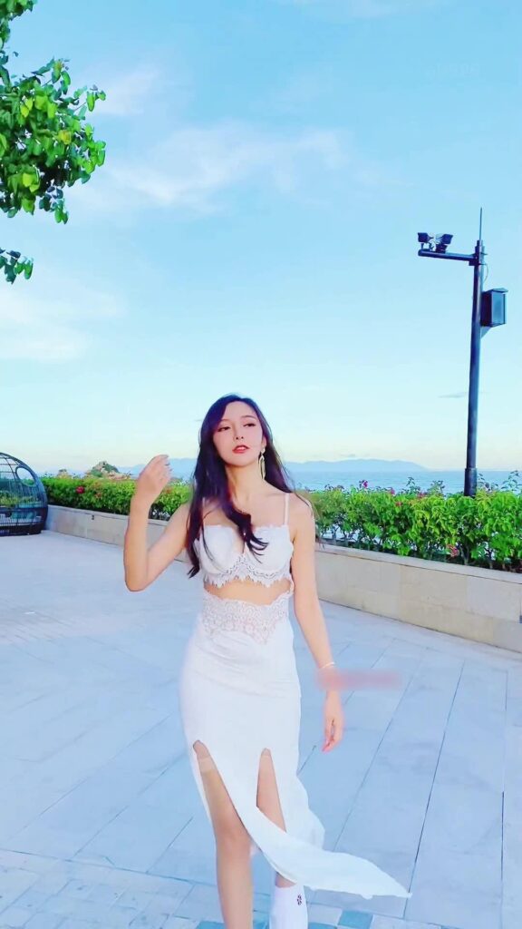 王馨瑤Yanni 013 白色長裙[1V/295MB]插圖