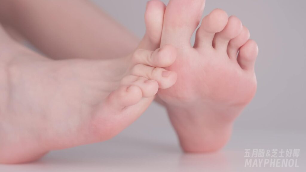 芝士好椰 NO.094 – 又一次看五雙巨大鞋底材質(zhì)2.0[2V/392MB]插圖2