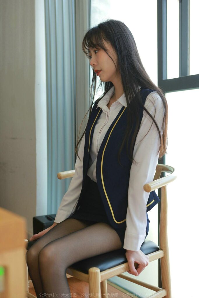 [IESS異思趣向] 2022.5.16 絲享家 1090：團團《后豎線嘿絲》[85P/89MB]插圖2