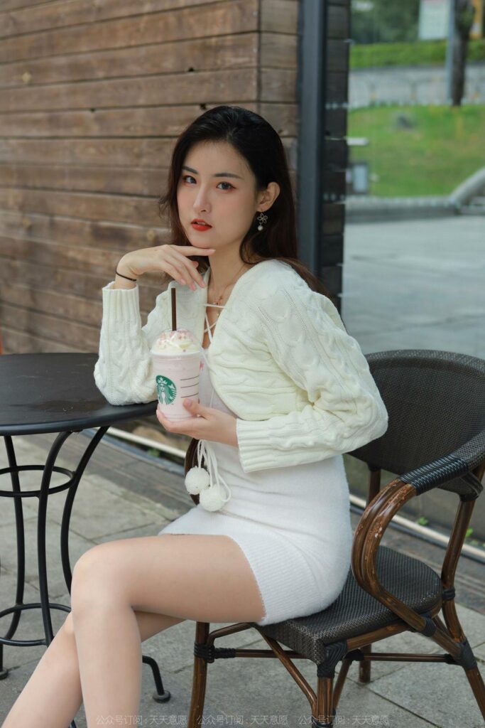 [IESS異思趣向] 2022.5.21 絲享家 1094：小寶《白色包臀裙》[87P/104MB]插圖1