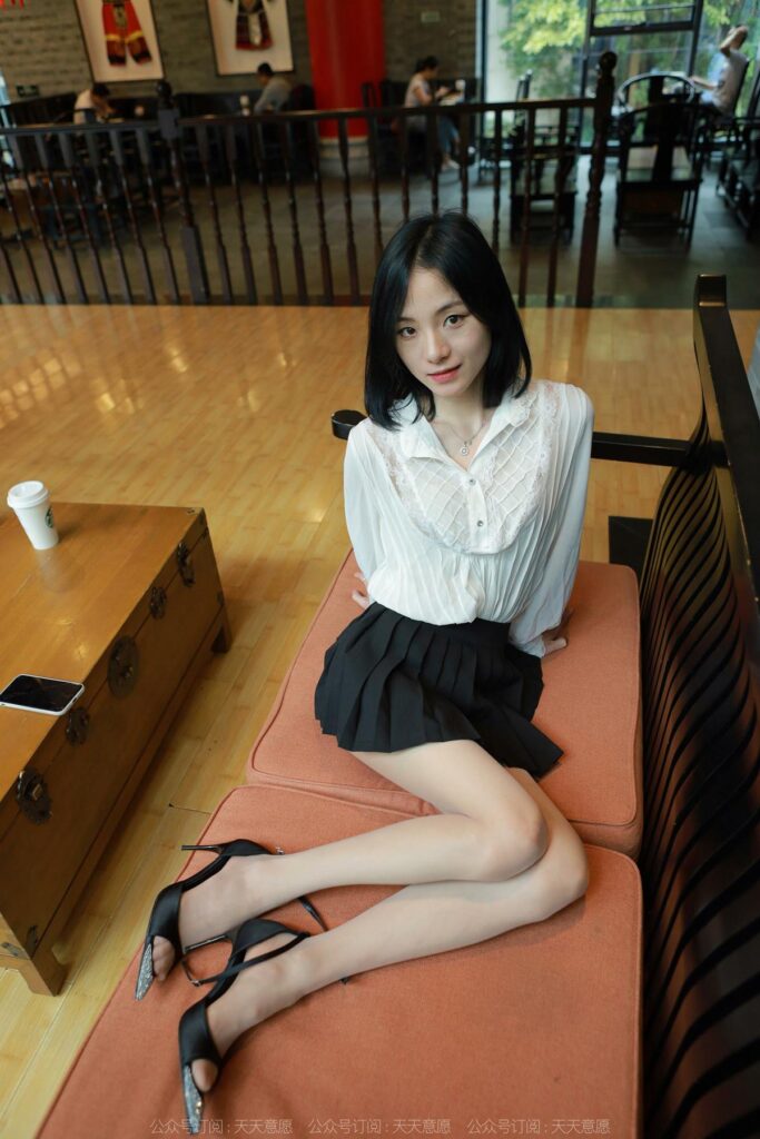 [IESS異思趣向] 2022.5.30 絲享家 1103：小六《超短百褶裙》[94P/102MB]插圖