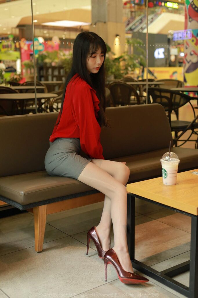 [IESS異思趣向] 2022.6.2 絲享家 1105：團團《對面的美女同事》[86P/93MB]插圖3