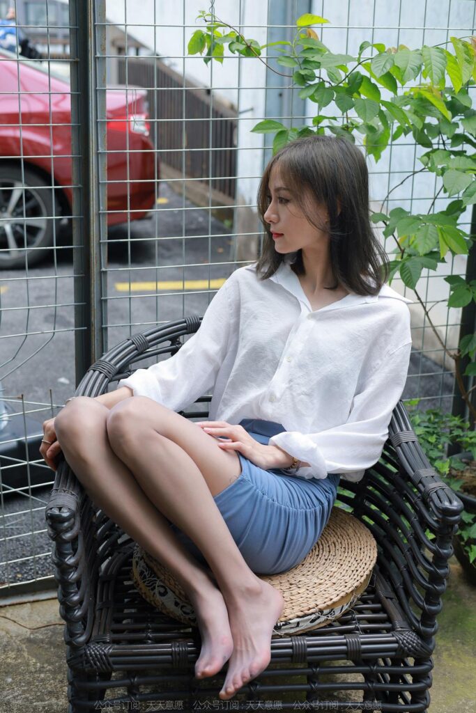 [IESS異思趣向] 2022.6.9 絲享家 1112：小六《藍(lán)鞋灰絲》[85P/117MB]插圖3