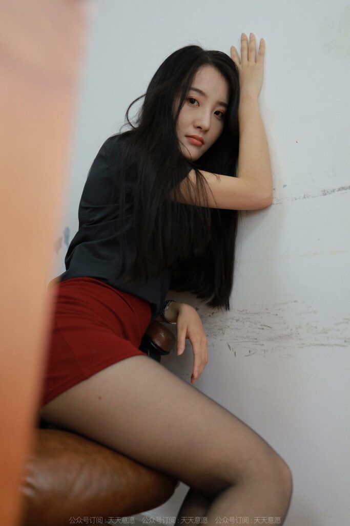 [IESS異思趣向] 2022.7.6 絲享家 1139：婉萍《嘿絲辦公室》[90P/81MB]插圖3