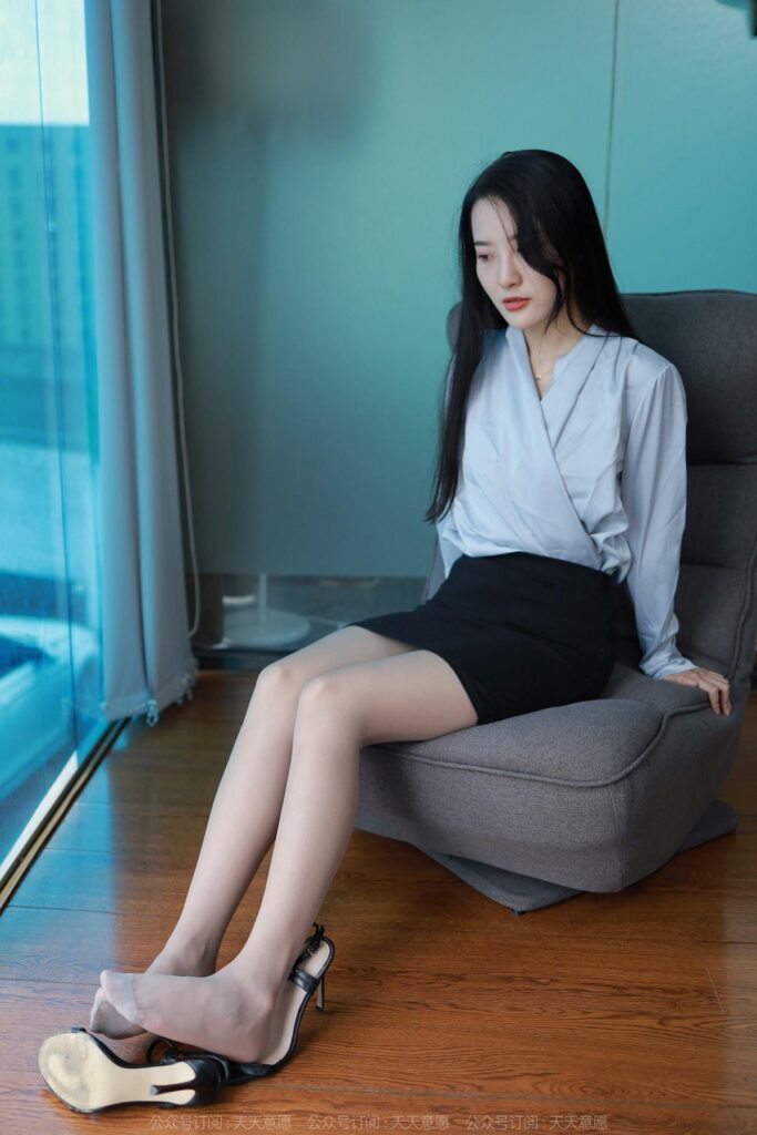 [IESS異思趣向] 2022.7.24 絲享家 1157：婉萍《灰色軌跡》[81P/105MB]插圖2