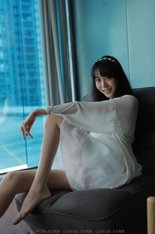 [IESS異思趣向] 2022.8.7 絲享家 1170：團(tuán)團(tuán)《肉中絲夾絲》[88P/100MB]-無(wú)料攝影圈