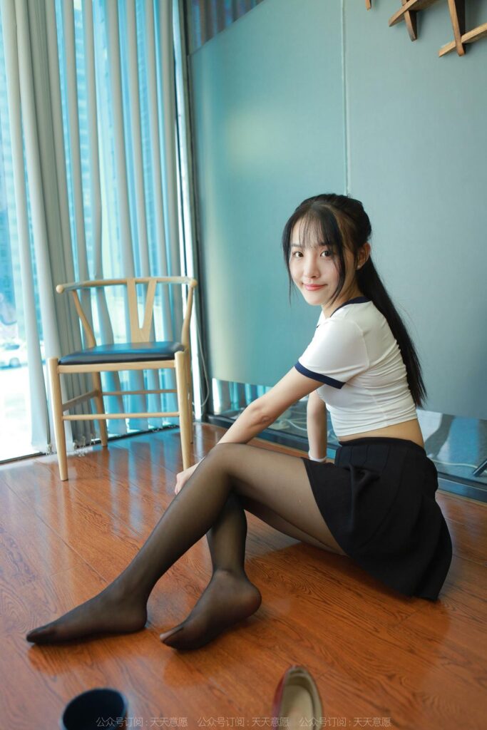 [IESS異思趣向] 2022.9.28 絲享家 1221 婉萍《葡萄成熟時(shí)》[81P/83MB]插圖3