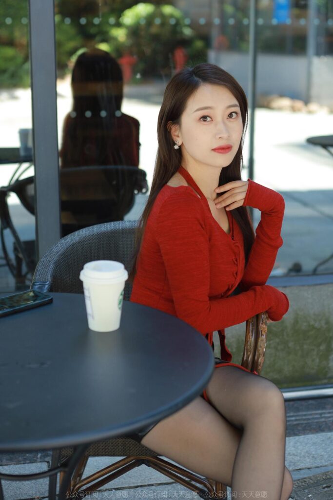 [IESS異思趣向] 2022.10.30 絲享家 1253 小婕《紅與黑的糾纏》[90P/112MB]插圖2