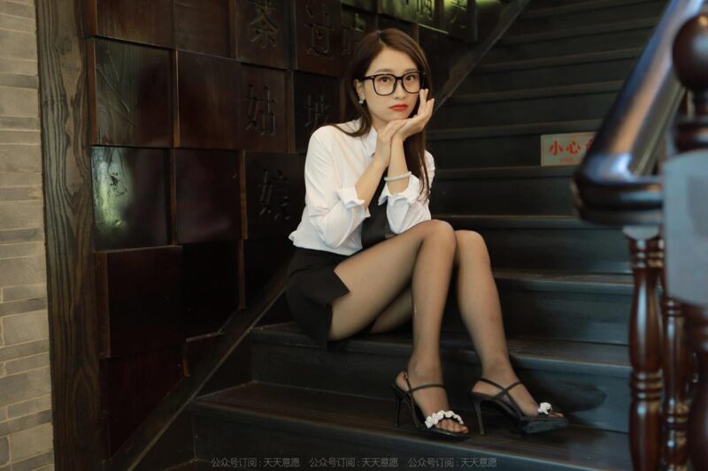 [IESS異思趣向] 2022.11.05 絲享家 1259 小婕《可愛玉姐》[87P/89MB]-無料攝影圈